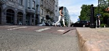 Morawiecki: Pierwszeństwo pieszych i 50 km/h w mieście przez całą dobę