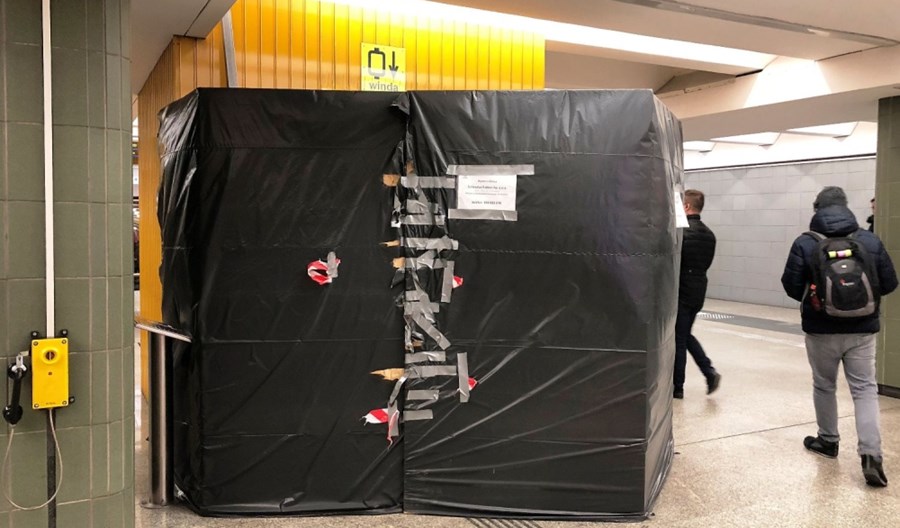 Metro wymienia windy. Na trzech stacjach jednocześnie Metro wymienia windy. Na trzech stacjach jednocześnie