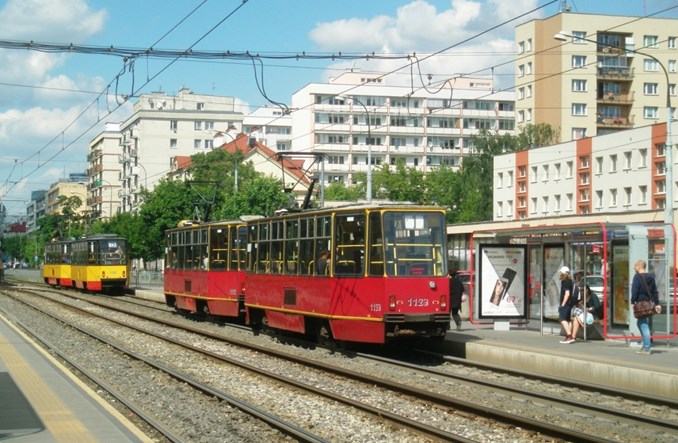 Warszawski ZTM skraca połowę kursów jedynki. „Dostosowanie do popytu”