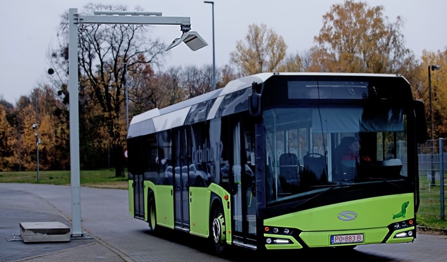 Solaris i Politechnika Poznańska tworzą „inteligentny” autobus Solaris i Politechnika Poznańska tworzą „inteligentny” autobus