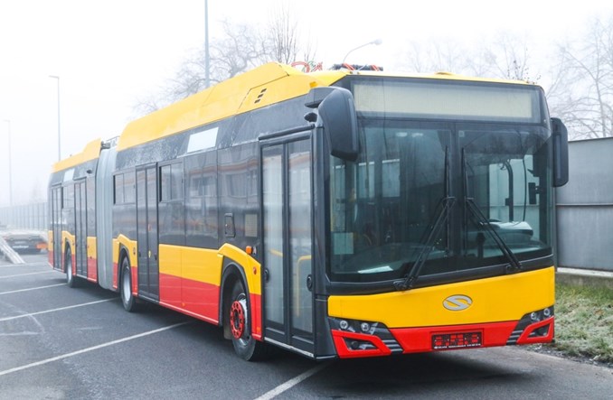 Warszawa. Pierwszy ze 130 elektrycznych przegubowców już w MZA