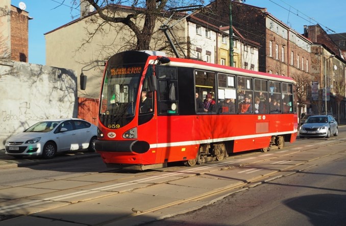 Chorzów: Rozkręca się remont na ul. 3 Maja. Tramwaje wrócą w 2021 r.