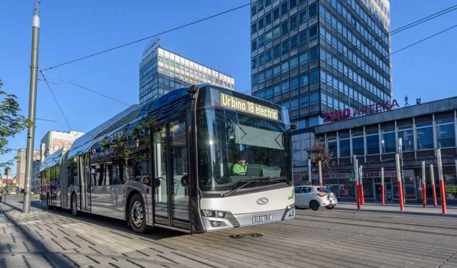 Bonn. Solaris wygrał przetarg na trzy przegubowe elektrobusy Bonn. Solaris wygrał przetarg na trzy przegubowe elektrobusy