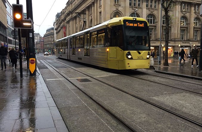 Manchester. Od tego roku za darmowe bilety emeryci… muszą zapłacić