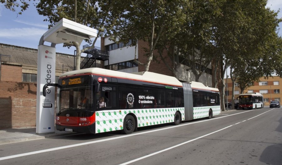 Barcelona. Ekoenergetyka dostarczy dwie ładowarki pantografowe Barcelona. Ekoenergetyka dostarczy dwie ładowarki pantografowe
