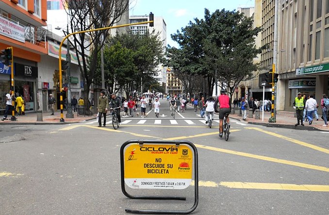 Bogota najbardziej przyjazna pieszym. Najgorzej jest w USA 