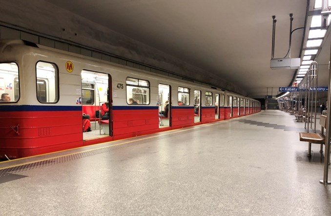 Trzaskowski: Nie wykluczamy przejścia na rozkłady weekendowe w Warszawie