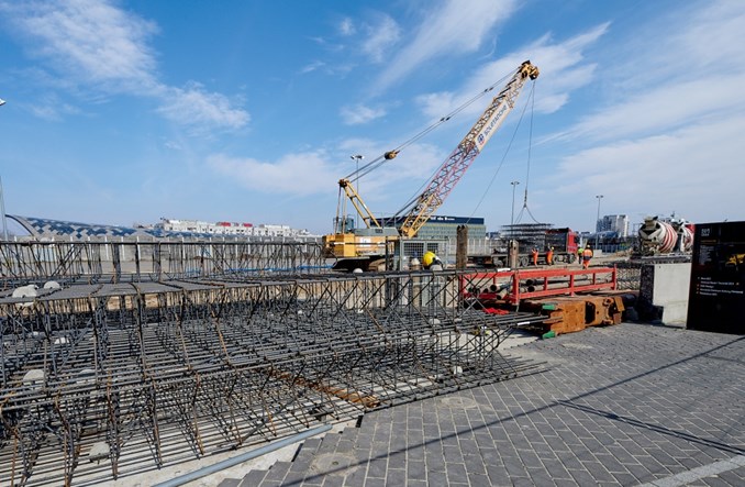 Łódź: Powstają ściany szczelinowe podziemnej ul. Hasa