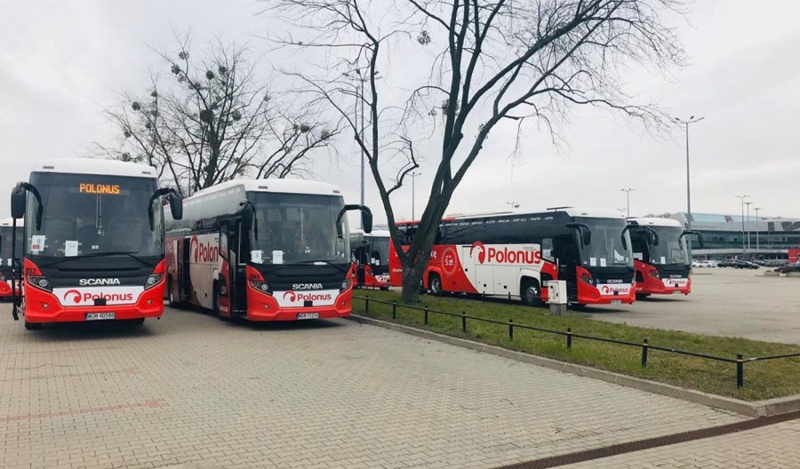 Polonus włącza się w #LOTdoDomu. Rozwiezie za darmo z Okęcia Polonus włącza się w #LOTdoDomu. Rozwiezie za darmo z Okęcia