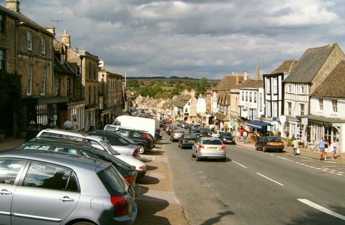 Brytyjczycy walczą o większe bezpieczeństwo. Bez parkowania na chodnikach