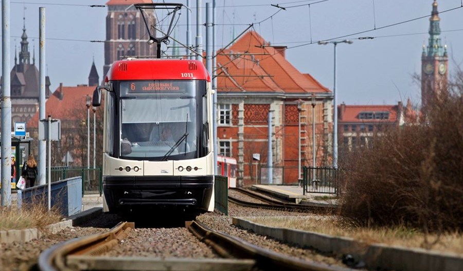 Gdańsk przechodzi na rozkłady podobne do dnia powszedniego Gdańsk przechodzi na rozkłady podobne do dnia powszedniego