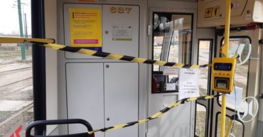 Tramwaje Śląskie proszą o samodyscyplinę. Motorniczy nie ruszy, gdy pasażerów będzie za dużo