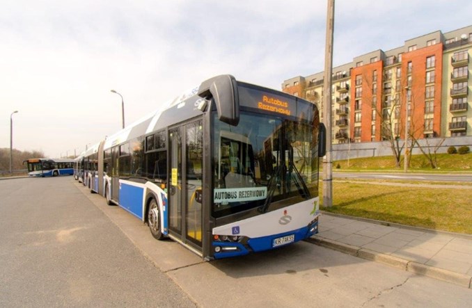 Kraków: Częstsze kursy i dodatkowe 70 autobusów więcej do ruchu