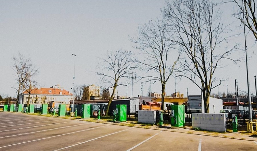 Ekoenergetyka stawia ładowarki dla elektrobusów MZA Warszawa Ekoenergetyka stawia ładowarki dla elektrobusów MZA Warszawa
