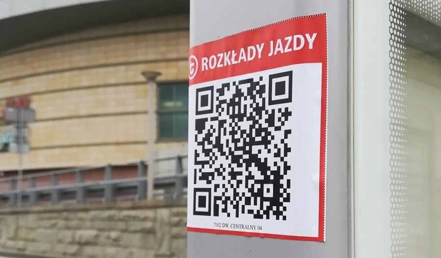 Warszawa: Kod QR na przystanku ułatwi sprawdzenie rozkładu jazdy Warszawa: Kod QR na przystanku ułatwi sprawdzenie rozkładu jazdy