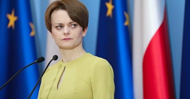 Emilewicz: Większe zadłużenie i dodatkowe środki z nieruchomości dla samorządów