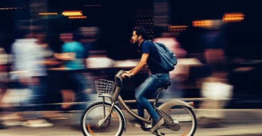 Włochy: Możliwy bonus przy zakupie roweru lub skutera. Cykliści bliżej pierwszeństwa na drogach