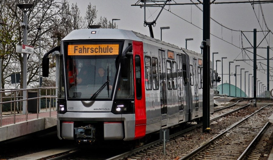 Wysokoperonowe tramwaje Bombardiera dopuszczone do ruchu w Dusseldorfie Wysokoperonowe tramwaje Bombardiera dopuszczone do ruchu w Dusseldorfie