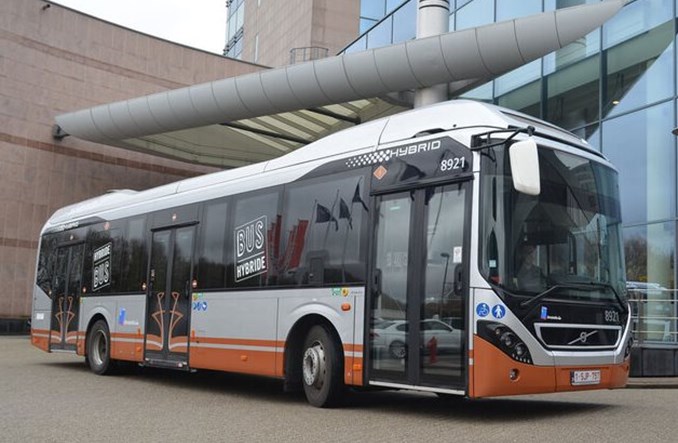 Volvo dostarczy 128 hybrydowych autobusów do Brukseli