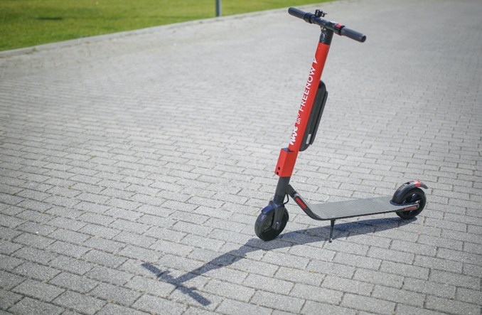 Hulajnogi hive wracają na ulice w czerwonych barwach