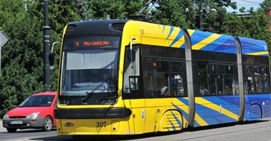 Toruń akceptuje ofertę Pesy na tramwaje. Kolejne Swingi