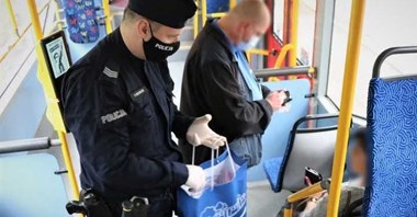 COVID-19: Trzeba podążać śladem Japonii, Wietnamu i Nowej Zelandii