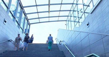 Metro: Wejście na Ratuszu do remontu jeszcze w wakacje. Jest umowa