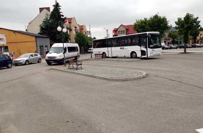 Łódzkie: Wojewódzkie autobusy znów kursują. Nowych linii na razie nie będzie