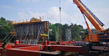 Wrocław. Trwa budowa wiaduktu na trasie tramwajowej na Nowy Dwór
