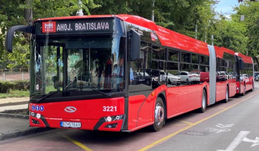 Bratysława: Nowe Solarisy połączą dworzec i lotnisko Bratysława: Nowe Solarisy połączą dworzec i lotnisko