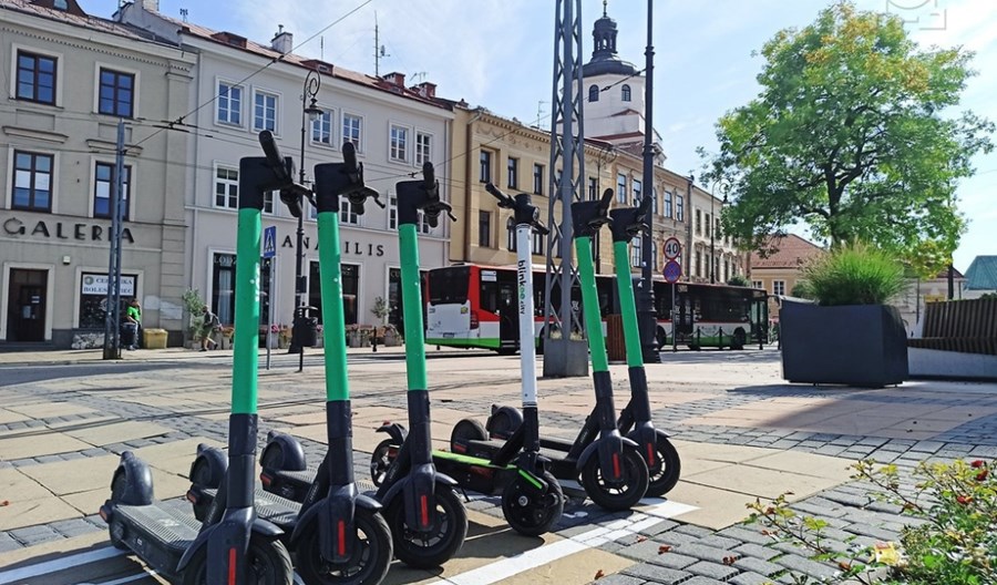Hulajnogi elektryczne uregulowane. Przepisy o UTO wchodzą w życie Hulajnogi elektryczne uregulowane. Przepisy o UTO wchodzą w życie