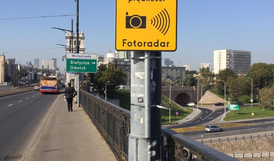 Warszawa. Rozpoczęto testy fotoradarów na moście Poniatowskiego Warszawa. Rozpoczęto testy fotoradarów na moście Poniatowskiego