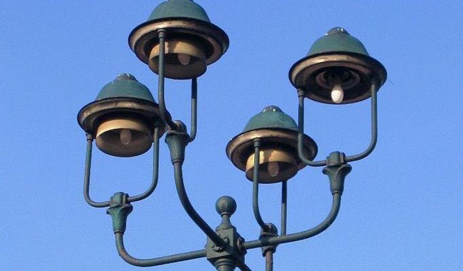 Warszawa: Jaki los czeka słupy typu MDM? Warszawa: Jaki los czeka słupy typu MDM?