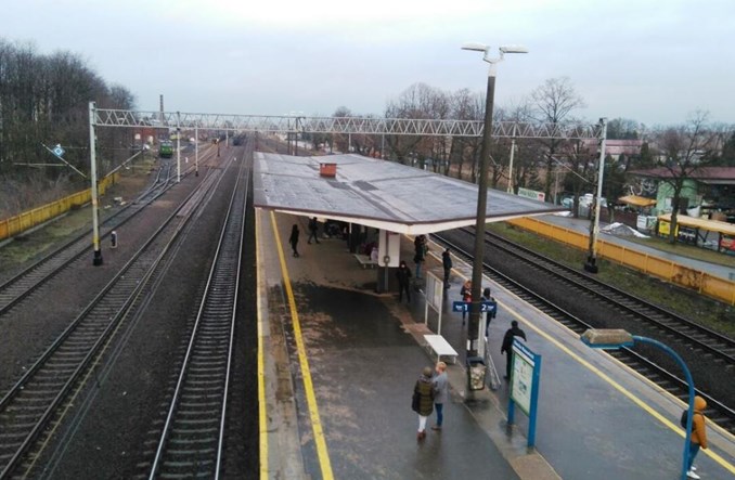 Przebudowa stacji Ożarów Maz. przedłuży się do końca 2021 r.