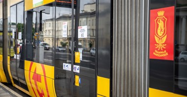 Połowa miejsc siedzących lub 30% wszystkich od soboty