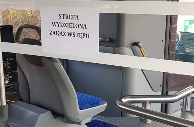 Koronawirus. MPK Wrocław wraca do stref buforowych 