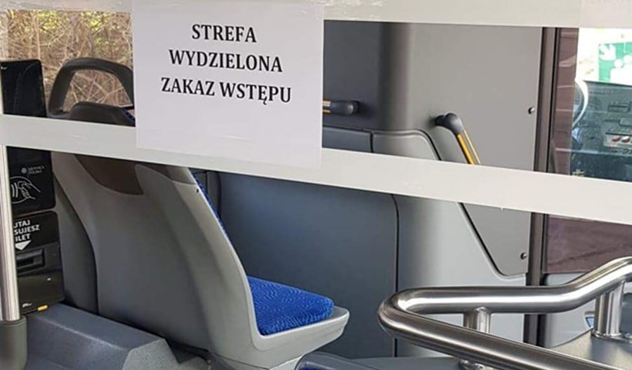 Koronawirus. MPK Wrocław wraca do stref buforowych Koronawirus. MPK Wrocław wraca do stref buforowych