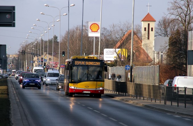 Karta, smartfon, geolokalizacja, biometria. Jak zapłacimy za bilet w przyszłości?  