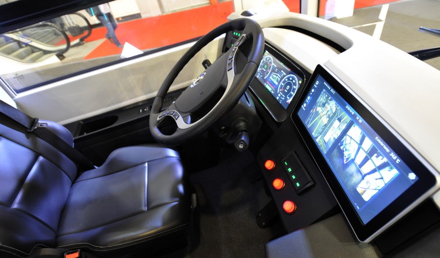 Elektryczne autobusy dalekobieżne i wodorowe ciągniki siodłowe – jaka przyszłość napędów alternatywnych? Elektryczne autobusy dalekobieżne i wodorowe ciągniki siodłowe – jaka przyszłość napędów alternatywnych?