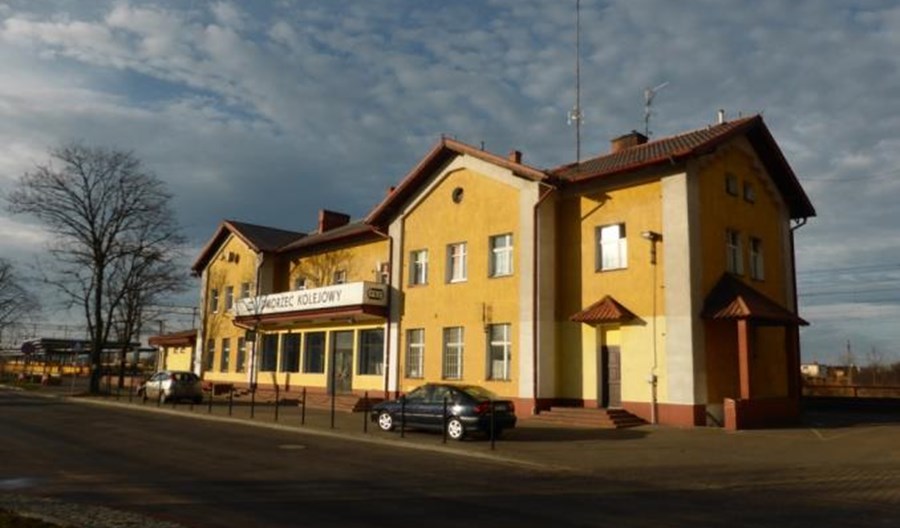 Dworzec kolejowy w Opalenicy idzie do remontu Dworzec kolejowy w Opalenicy idzie do remontu