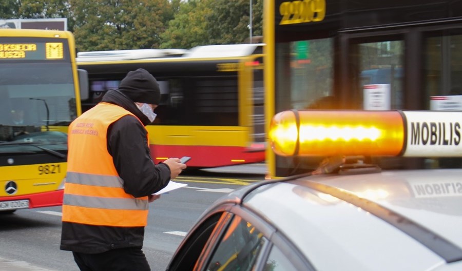 Warszawa: Pierwszy dzień z nowymi obostrzeniami w komunikacji Warszawa: Pierwszy dzień z nowymi obostrzeniami w komunikacji