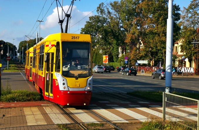 Łódź: Poranne wzmocnienia po wprowadzeniu nowych limitów pasażerów