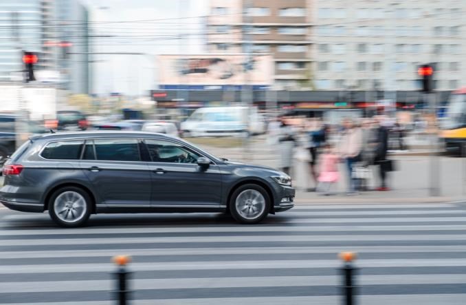 Niderlandy: Będzie 30 km/h w terenie zabudowanym? W Polsce bez zmian…