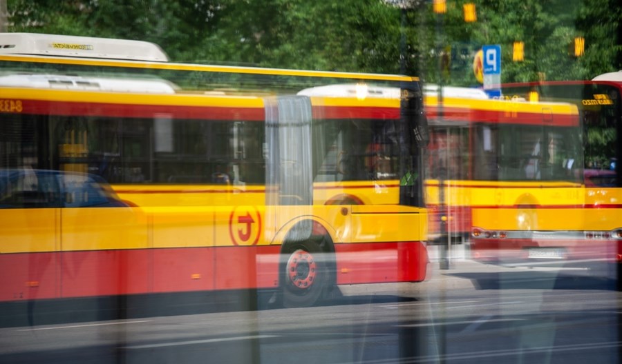 Cmentarze zamknięte. Miasta skarżą się na późną decyzję i zmarnowane wydatki Cmentarze zamknięte. Miasta skarżą się na późną decyzję i zmarnowane wydatki