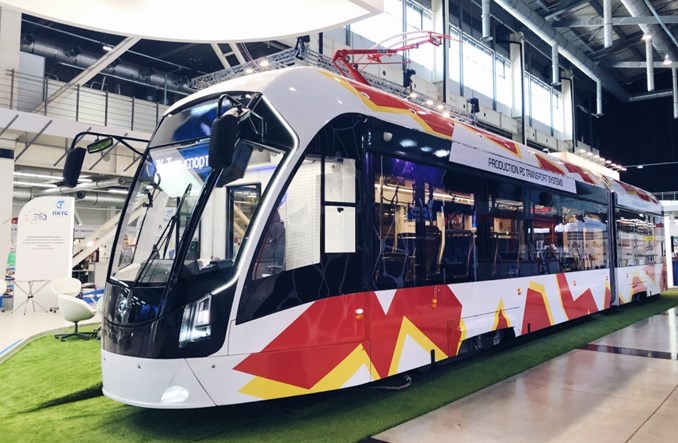 Sankt Petersburg wyleasinguje 13 nowych tramwajów od PK TS