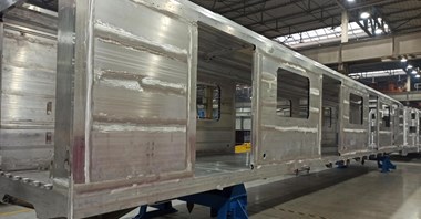 Metro sprawdza pierwsze pudła wagonów Skoda Varsovia
