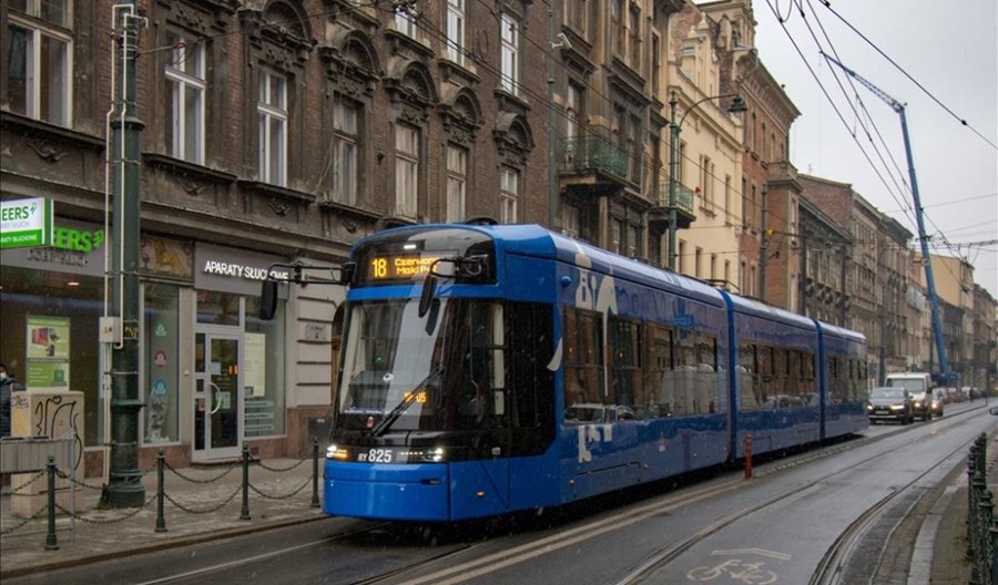 Kraków testuje jazdę Lajkonika bez pantografu w regularnym ruchu Kraków testuje jazdę Lajkonika bez pantografu w regularnym ruchu