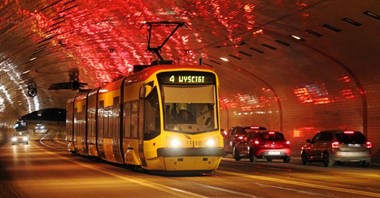 Warszawa: Rozkład jazdy tramwajów on-line w smartfonie