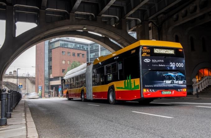 Warszawa: Prawie 12% autobusów MZA ma napęd elektryczny