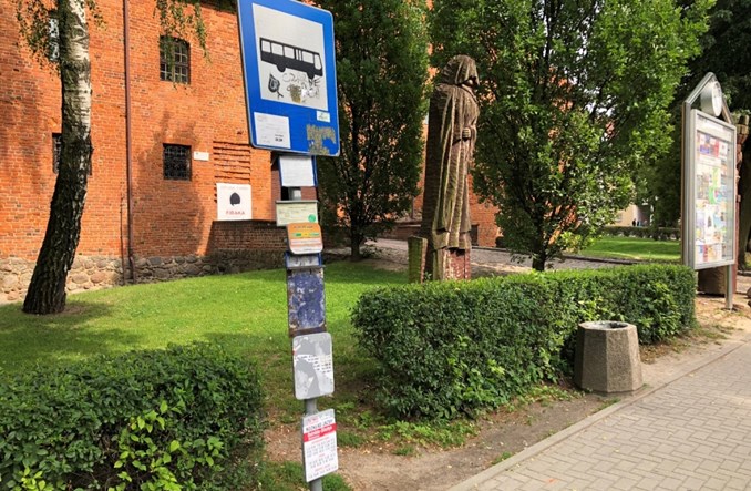 Bez jednego rozkładu autobusów w Polsce. MI: „To zadanie komercyjne”